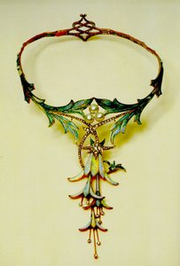 Collier, 1905
